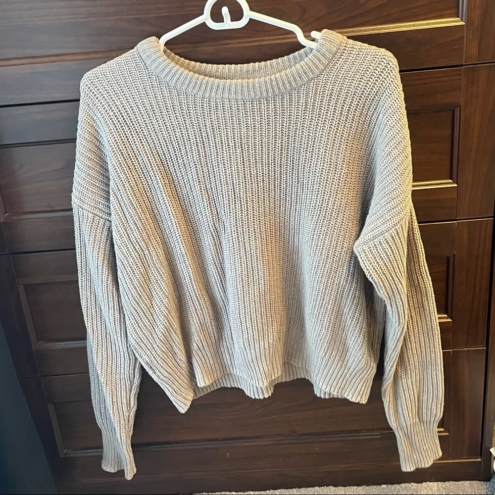 American Eagle Knit Gray Crew Neck Sweater